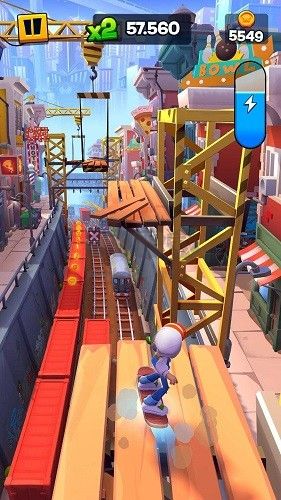 地鐵跑酷滑板英雄無敵刷分版